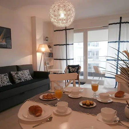 Apartament Silver Time Centrum 아파트 *