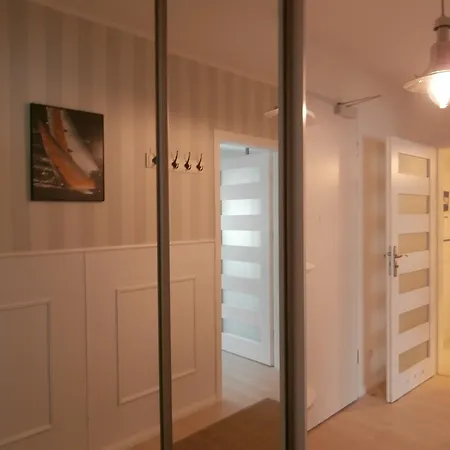 Apartament Silver Time Centrum 아파트 *